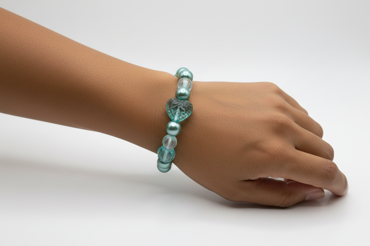 Mint Green Beaded Bracelet – Elegant Handmade Stretch Bracelet