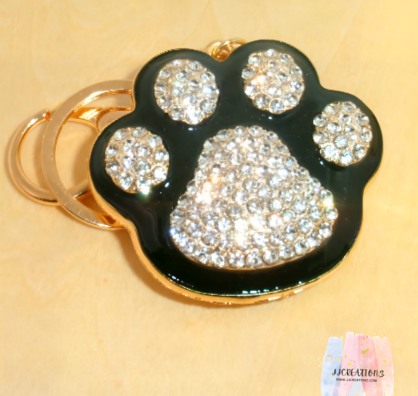 🐾 Crystal Paw Keychain
