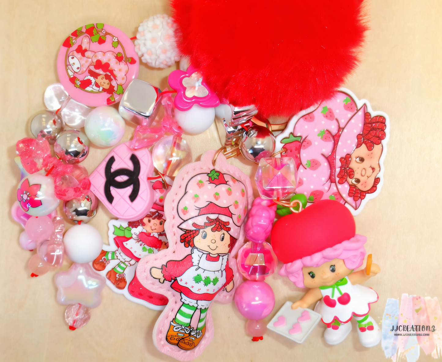 🍓 Strawberry Shortcake Bag Charm – Pink Beaded Accessory with Pom-Pom 🍓