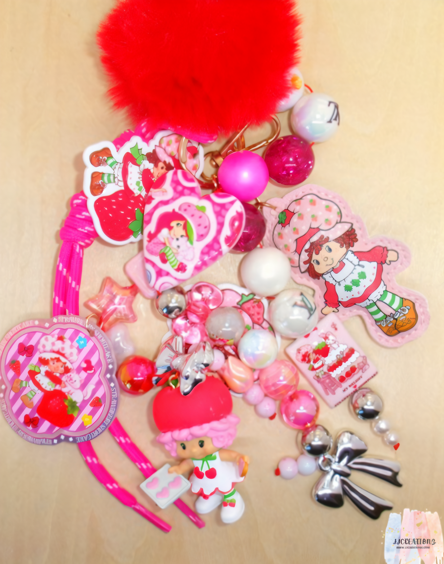 ๐ Strawberry Sweet Bag Charm โ Handmade Beaded Accessory ๐