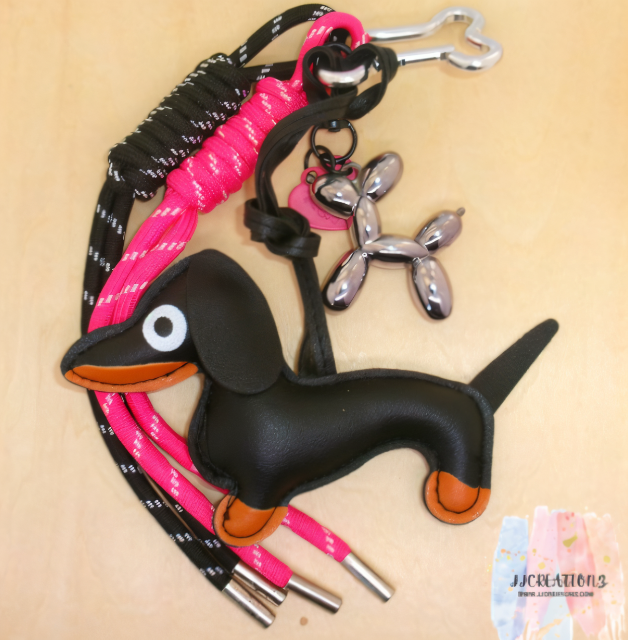 🐾 Cute Dachshund Dog Keychain with Rope Tassels