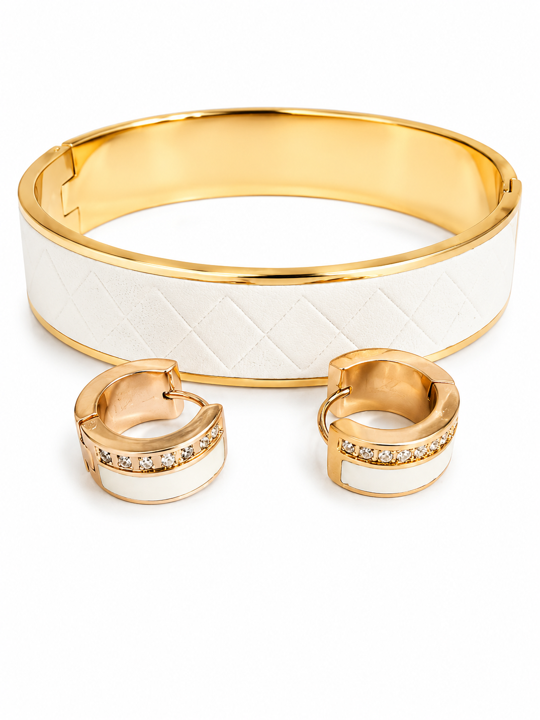 Chic gold-tone jewelry set