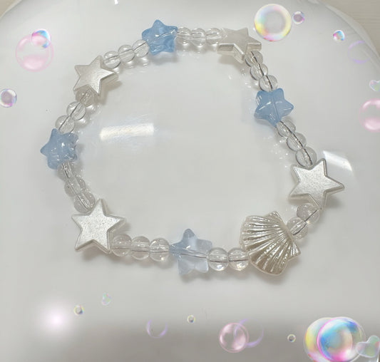 Blue beaded bracelet