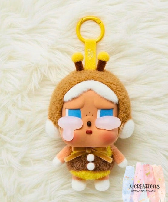 🐝 Crybaby Bee Keychain Plush – Adorable Bag Charm