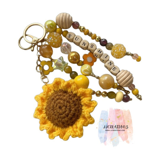 🌻 Sunshine Beaded Keychain with Crochet Sunflower – Handmade Boho Charm