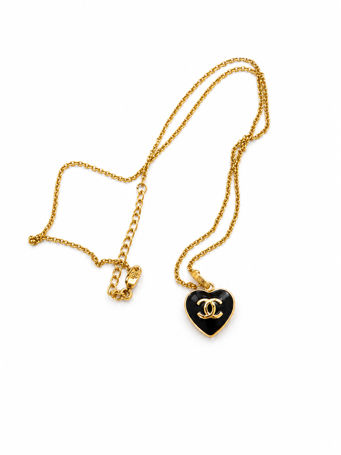 gold-tone heart pendant necklace
