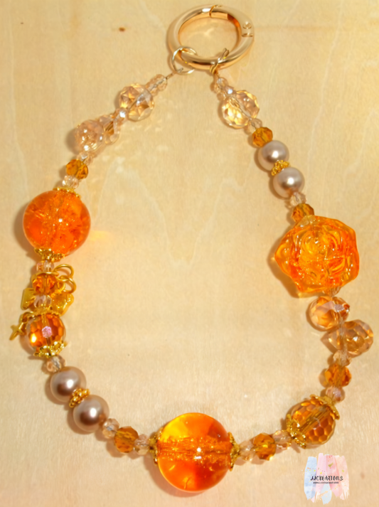 Golden Rose Beaded Charm Bracelet – Elegant Handmade Accessory