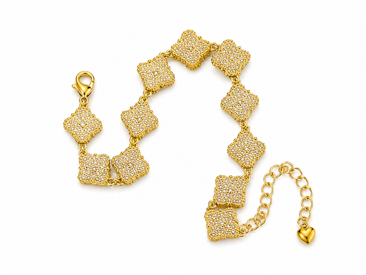 Gold Clover Crystal Bracelet – Elegant Sparkle