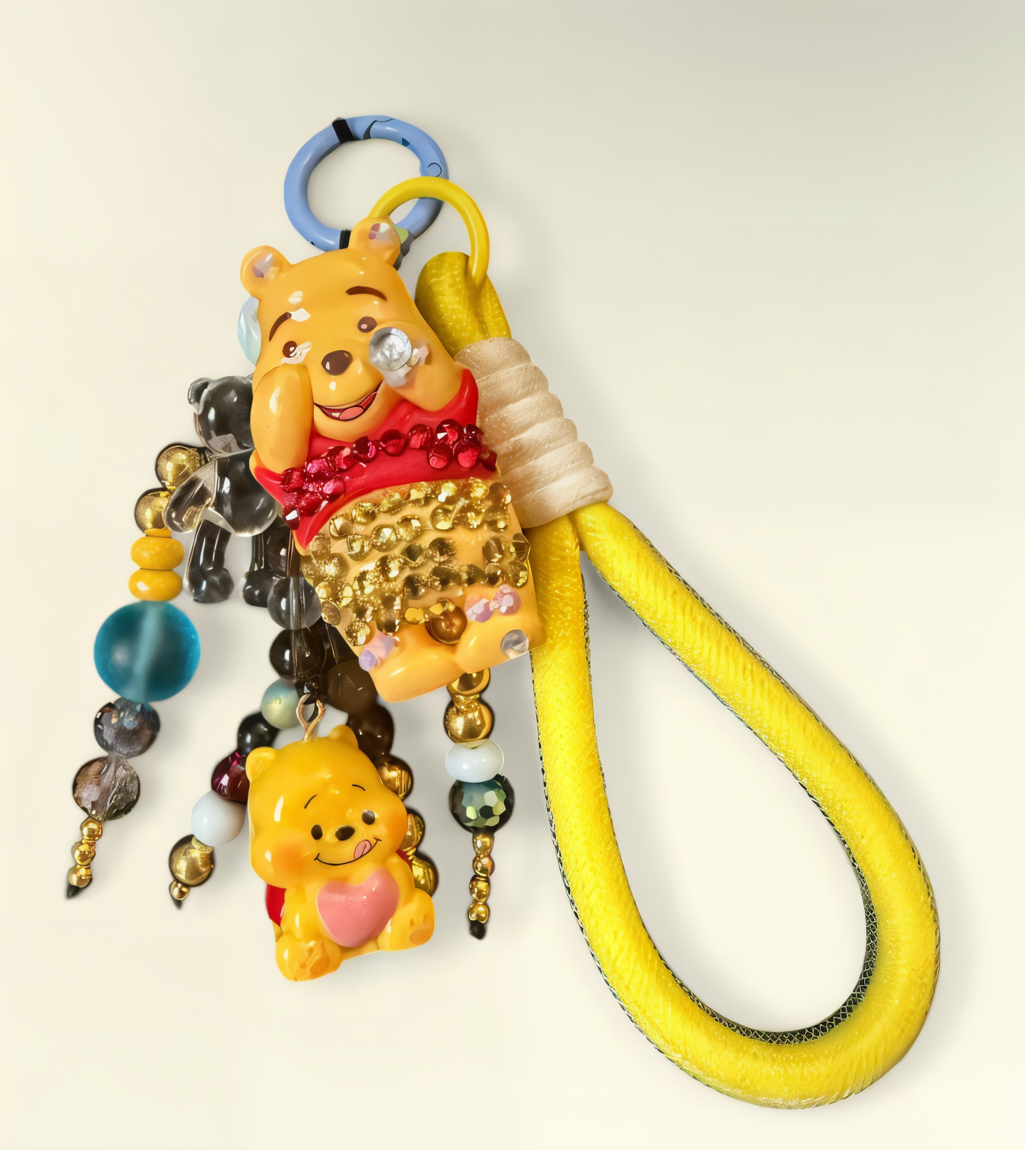 Winnie-themed Charm Keychain – Sparkle Edition 💛✨