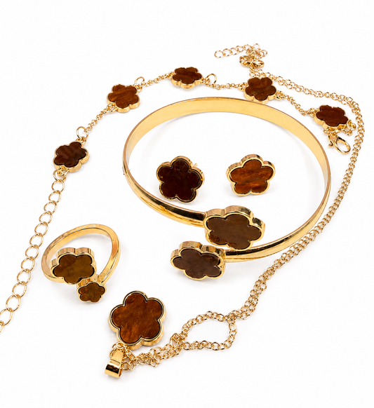 luxe-inspired flower jewelry