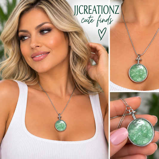 Green Crystal Chip Round Pendant Necklace