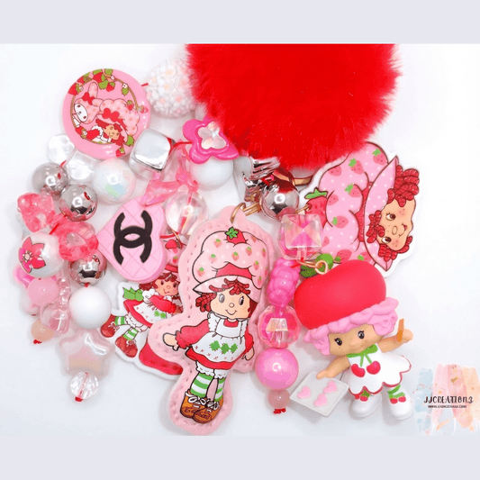 🍓 Strawberry Shortcake Bag Charm – Pink Beaded Accessory with Pom-Pom 🍓