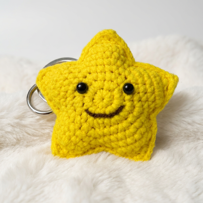 ⭐ Crochet Smiley Star Keychain – JJCREATIONZ